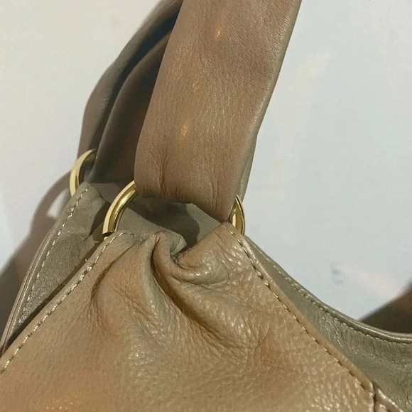 Isabella Fiore beige leather satchel handbag - Picture 4 of 16